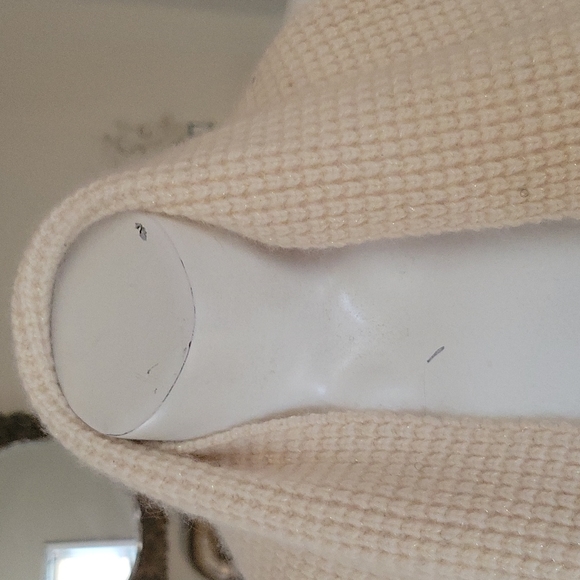 Coach wool, Cashmere, rabbit hair blend scarf - Picture 4 of 9